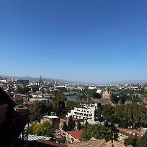 https://meidan-palace.alltbilisihotels.com